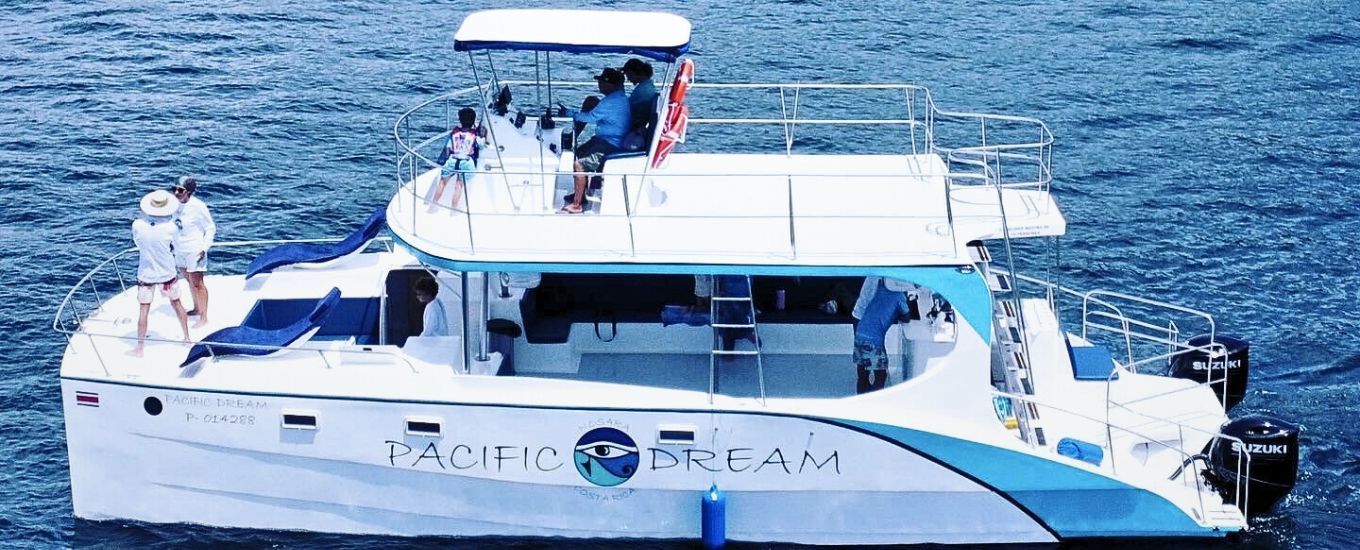 The catamaran Pacific Dream Story
