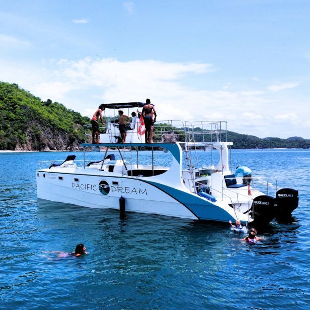 catamaran private full day tour Costa Rica