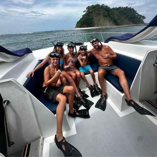 Costa Rica Catamaran tours 