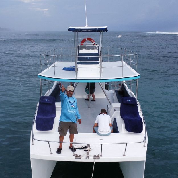 Costa Rica Catamaran tours 